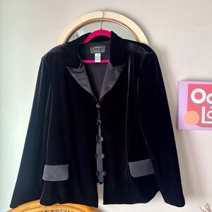Alex Evenings Black Velvet Blazer size 2X